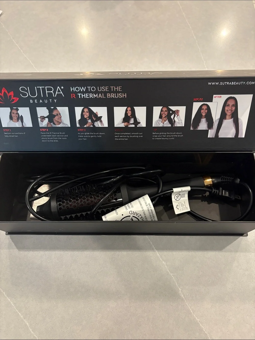 SUTRA Infrared Thermal Round Brush - Black with Red Accents